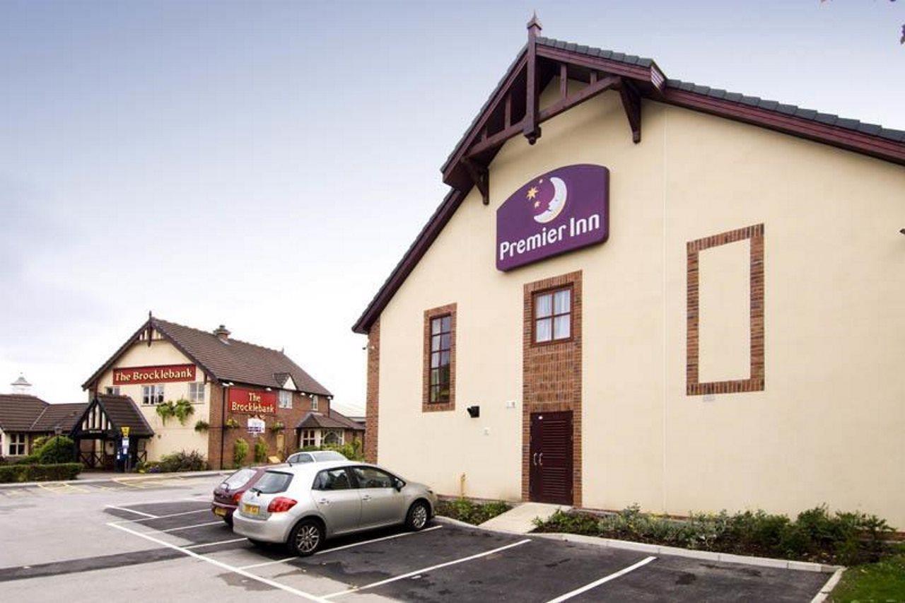 Premier Inn Crewe Central Kültér fotó