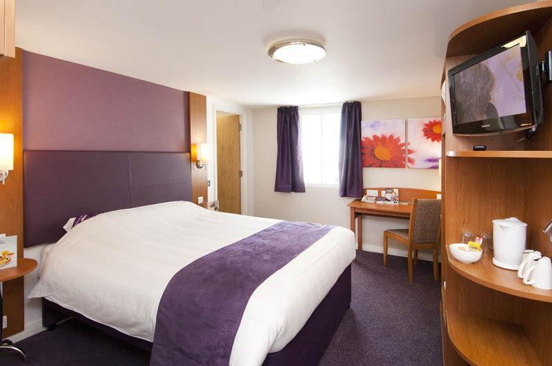 Premier Inn Crewe Central Kültér fotó